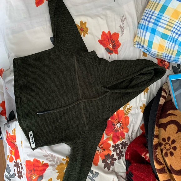 ECHT APPAREL COMFORT CROPPED HOODIE SIZE LARGE FITS LIKE MEDIUM - Picture 2 of 2